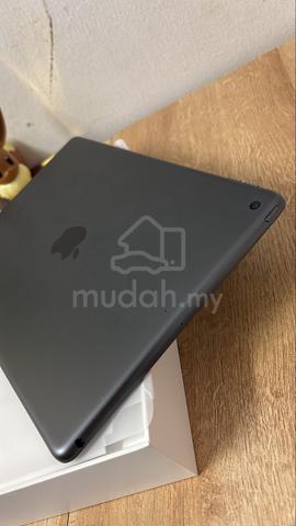 Ipad 9th Gen (10.2 inch) to let go! ❤️ - photo 3 of 6