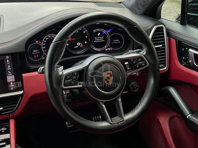 2020 Porsche CAYENNE 4.0 GTS * SPORT CHRONO - 4