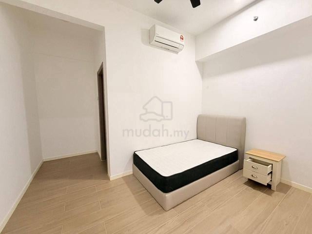 Bay Suites 1