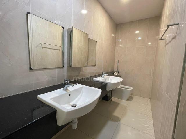 Paragon Residences @ Straits View 1