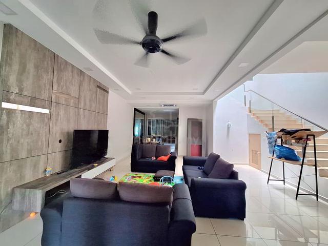 For sale Setia Anggun, Setia Alam  1