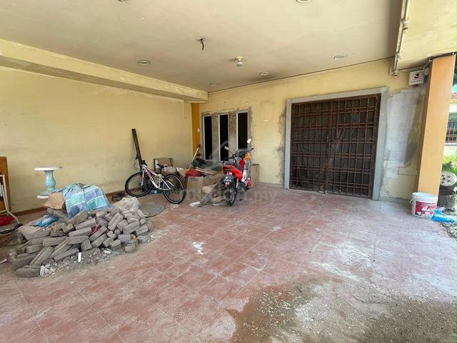 Rumah Corner Teres 2 Tingkat Belakang Courts @ Bandar Temerloh 1