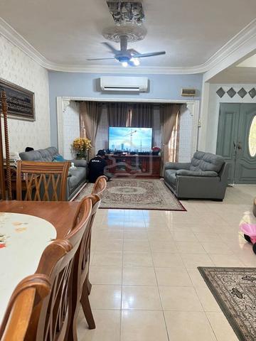Double Storey, Taman Puteri Subang with Reno for sale 1
