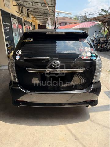 Toyota Wish 2.0S SOLID - 5