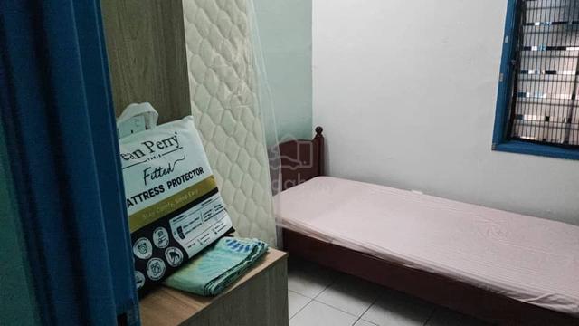 Room Opposite Pavilion Bukit Jalil 1