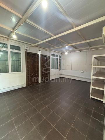 Greenlane 2 Storey House For Rent @Facing Road 1