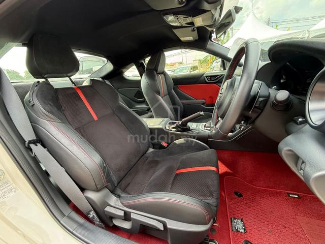 2022 Toyota 86 2.4 GR (A) RZ ORI 9 K KM ONLY 5 - 4