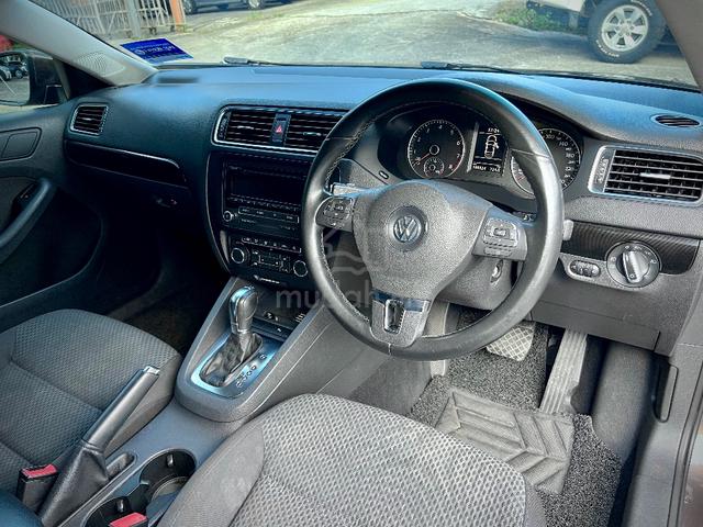 2012 Volkswagen JETTA 1.4 TSI (CBU) (A) - 5