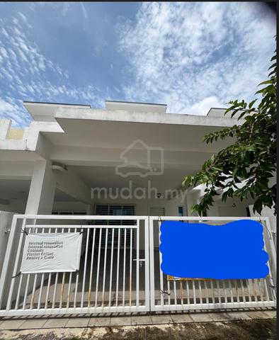 Hilltop Adira @ Ara Sendayan Double Storey, International Unit 1