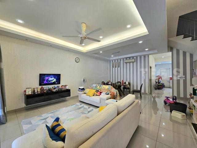 Fully Reno Indah Residences Kemuning Utama Double Storey House 22x78 1