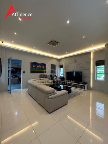 Well maintained Semi Detached Hup Kee Road 1