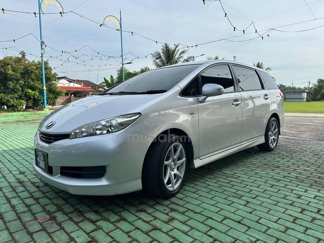 2011 Toyota WISH 1.8 X (A) - 4