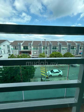 GOOD OFFER! 3-Storey Terrace @ BANGI AVENUE, SEKSYEN 7 1