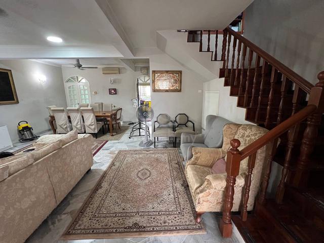 Great Location, 24x80sf, Double Storey, Seksyen 13 Shah Alam 2