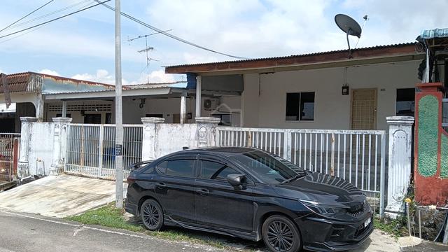1sty , taman mewah ,kulai 1