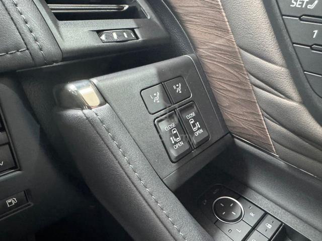 2024 Toyota ALPHARD 2.5 EXECUTIVE LOUNGE HYBRID - 4