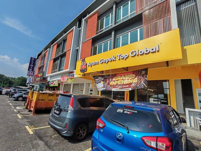 3 sty shoplots🔥2 adjoining shop💥Bandar Tasik Puteri Rawang for sale 1