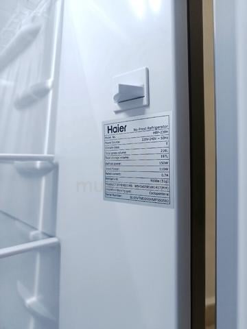 HAIER 216L Refrigerator Fridge Peti Ais  - photo 6 of 6