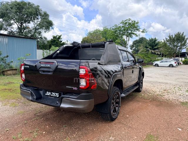 Toyota HILUX 2.8 ROGUE (A)- - 4
