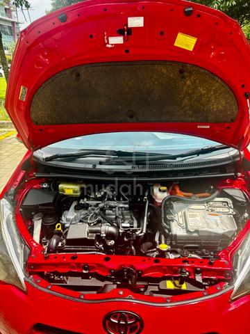 2012 Toyota PRIUS C 1.5 (HYBRID) (A) - 5