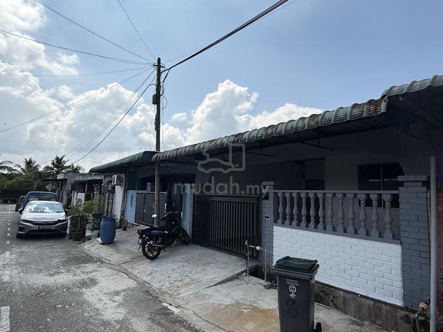 Kluang | Layang- Layang | Taman Sri Layang | Jalan Mawar | Renovated 1