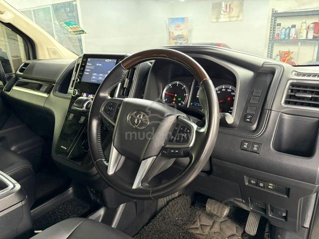 2020 Toyota GRANACE 2.8 PREMIUM (A) - 5