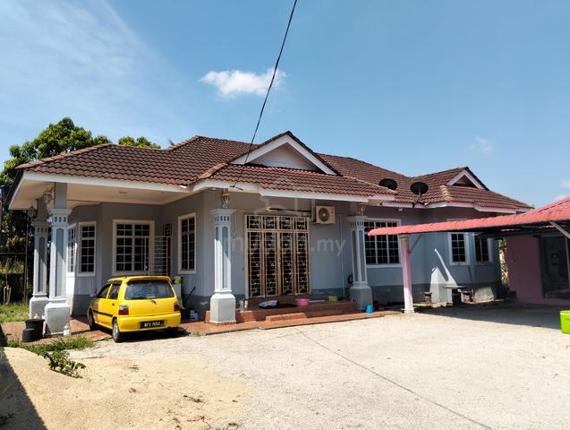 Banglo tanah luas murah 1