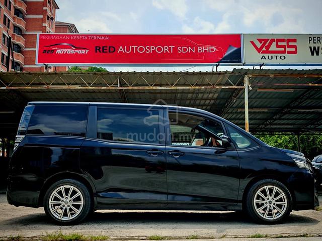 2019 Toyota VOXY 2.0 X (A) - 3