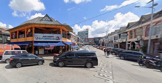 SS15, Subang Jaya, 2 Storey Corner Shop For Rent 1