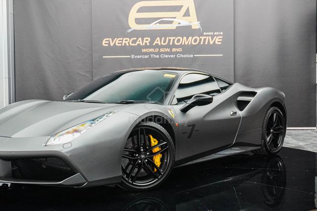 Ferrari 488 3.9 RPMDisplayMter CobraSeat JBL 25kKM - 1
