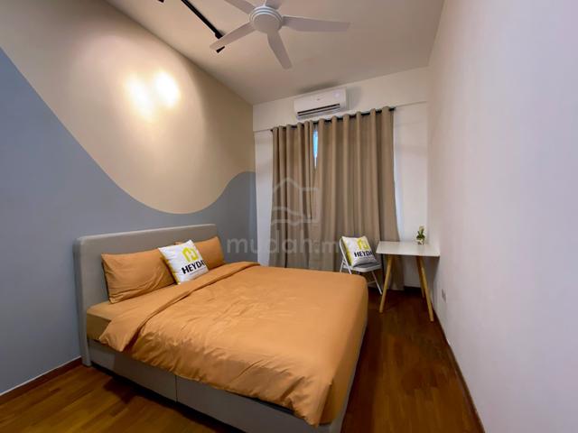 Grandview 360 Room For Rent Bus to CIQ JB 1