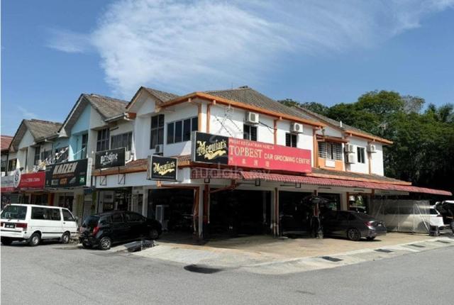 FACING MAINROAD CORNER LOT 2 Storey Shop Office Lot SS 19 Subang Jaya 1