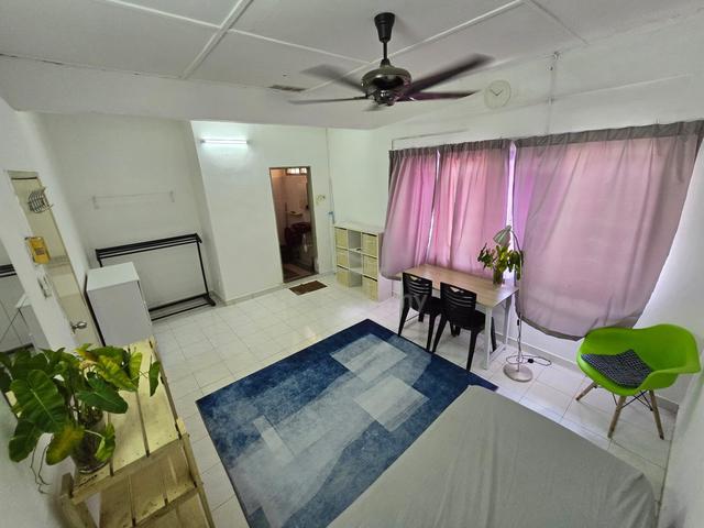 Master Bedroom di Seksyen 4 Shah Alam 1