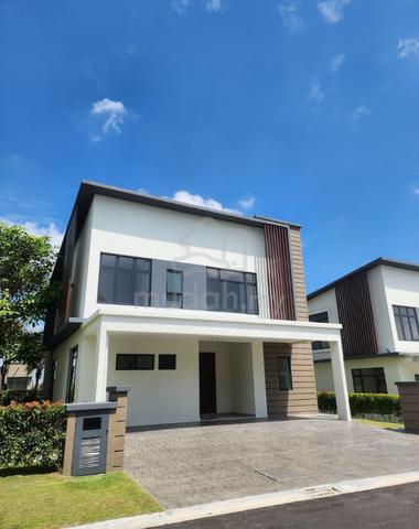 40x88 5R6B | Facing Garden | Gated Guarded | 2 Storey Semi D Seremban 1