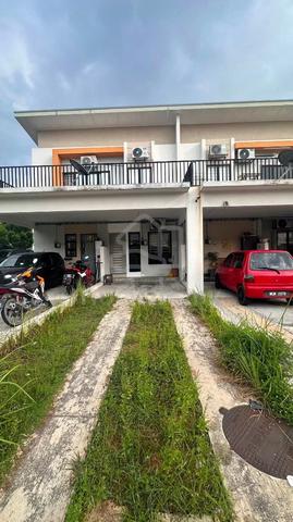 ENDLOT GROUND FLOOR FURNISHED Villa Kesuma Bandar Tasik Kesuma 1
