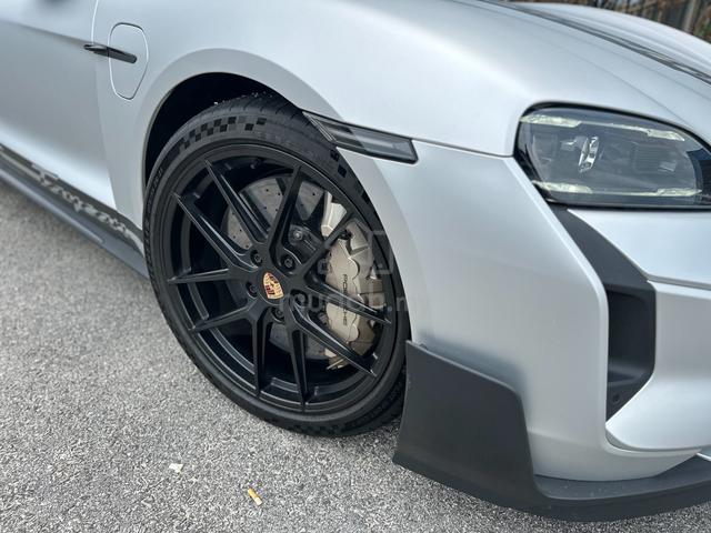 Porsche TAYCAN TURBO GT WITH WEISSACH LOW MILAGE!! - 4