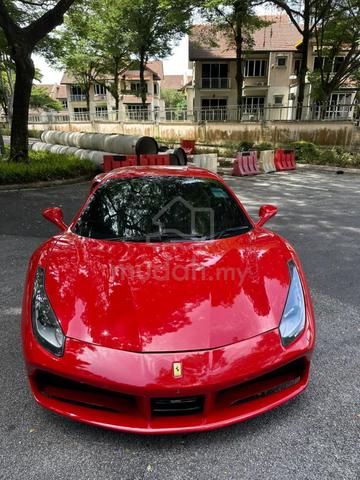 2016 Ferrari 488 3.9 GTB (A) - 2