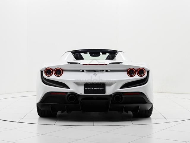 2021 Ferrari F8 3.9 SPIDER (A) - 3