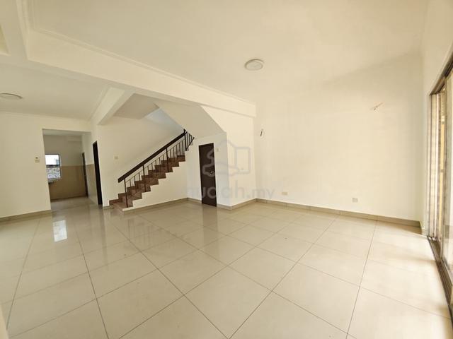 Freehold Corner Double Storey House For Sell At Puchong Utama 1 1