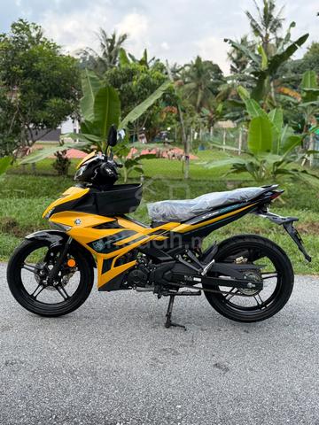 Yamaha y15zr condition baru - photo 2 of 10