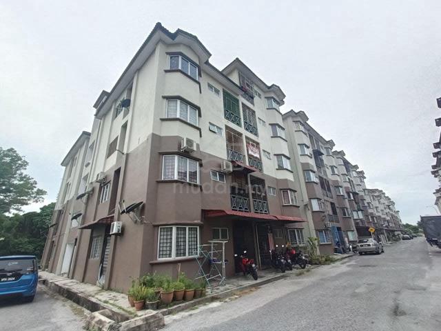 Apartment Nilai Perdana 1