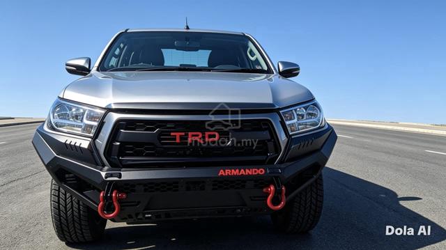 2017 Toyota HILUX 2.4 G  (A) BULLBAR - 5