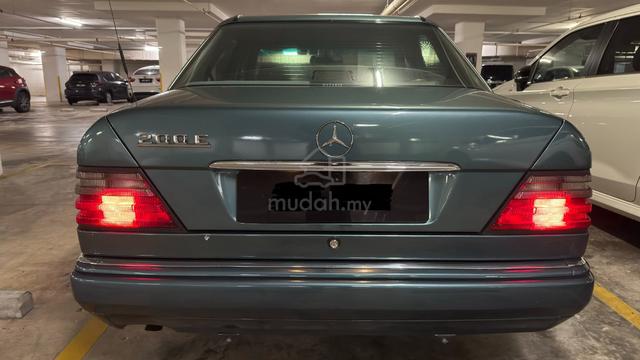1993 Mercedes Benz 200E 2.0 W124 (A) - 4