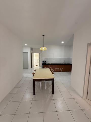 Residensi Sateria 1