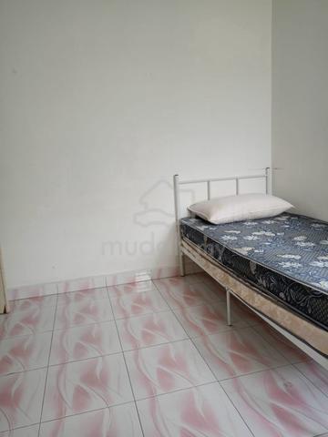 Bilik untuk disewa - USJ 13 1