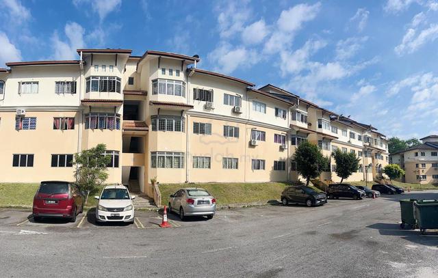 Vista Seri Putra Apartments 1