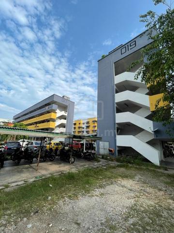 Flat Lintang Tenggiri 1