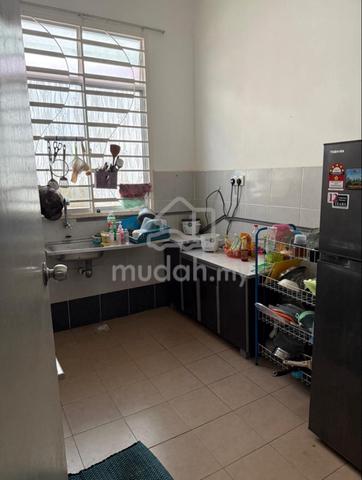 Rumah Keluarga Untuk Disewa 1