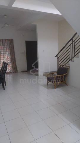F/Furnish Double Storey Desa Bukit Perpaduan Tambun Sunway  Bercham 3