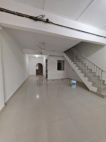 Renovated Taman Tasik Semenyih 2 storey Bandar Rinching Sri in Kajang 1